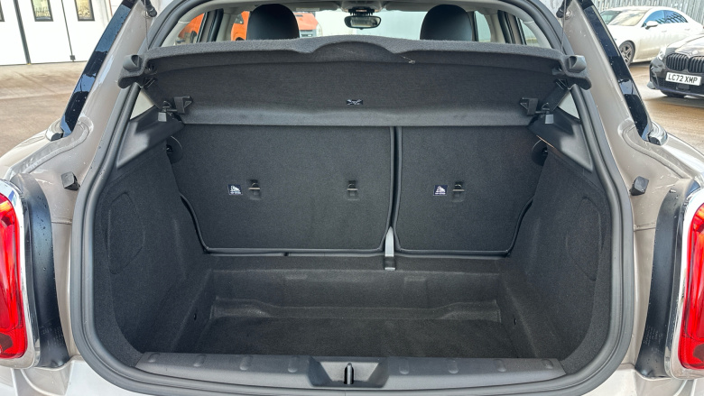 MINI Hatchback 1.5 Cooper Classic 5dr Auto Petrol Hatchback